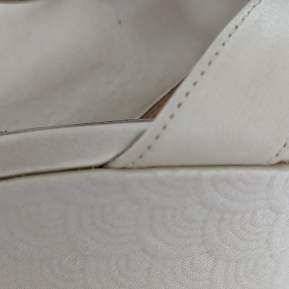 Badgley Mischka shoes - Picture 4 of 5